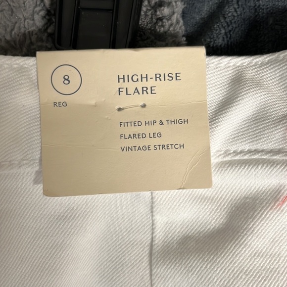 UNIVERSAL thread, women’s high rise, flare, white denim jeans - Picture 3 of 5